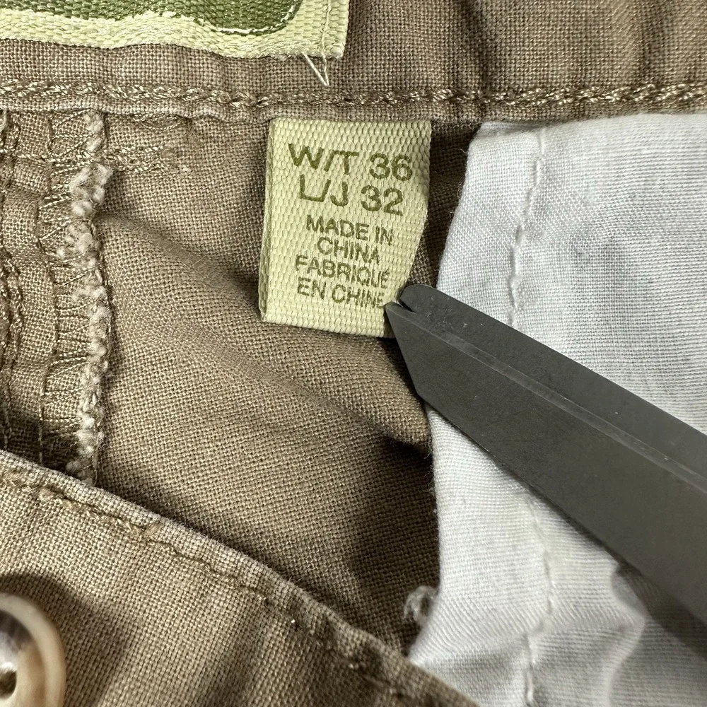 Cabelas Vintage Convertible Cargo Pants Men's Size 36x32 (36x30) Hiking Travel